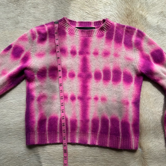 The Elder Statesman Sweater - Picture 9 of 10